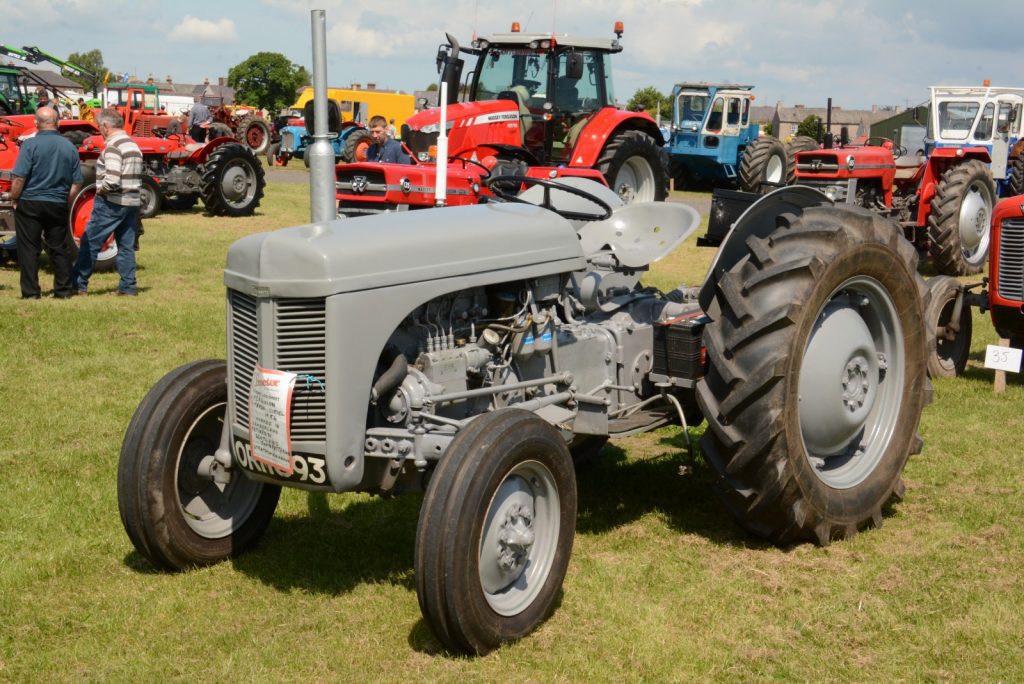 CELEBRATE 70 YEARS OF FERGUSON TRACTORS AT VINTAGE RALLY