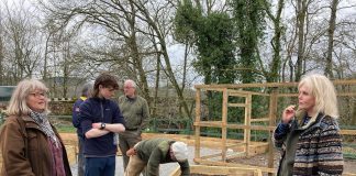 Community Garden Gets an Absolutely Fabulous Surprise Visitor