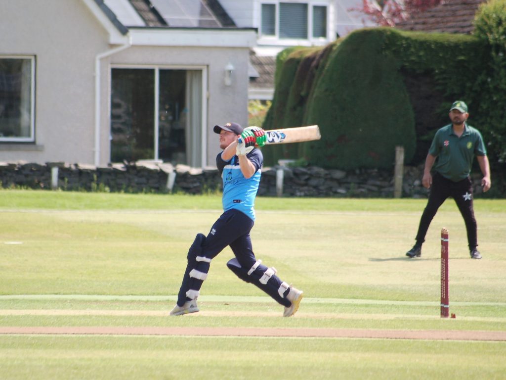 Dumfries 3 wins out of 3 in league start - Cricket News