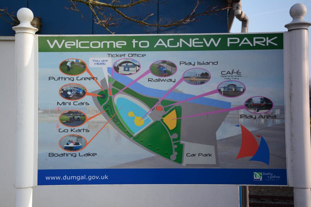 COUNCIL SIGNS OVER MORE ASSETS OVER TO COMMUNITY OWNERSHIP