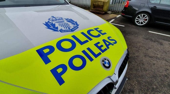 POLICE APPEAL FOR WITNESSES TO A76 COLLISION